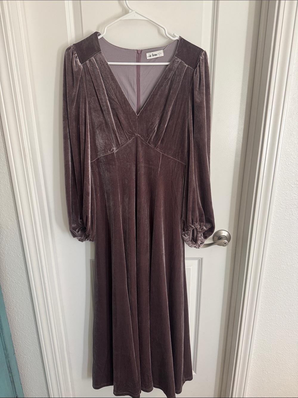 Maeve Dusty Mauve Velvet V-Neck Maxi Dress